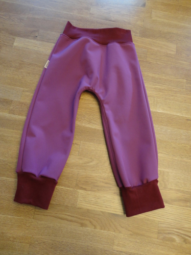 Softshell Schlupfhose beere Größe 98/104