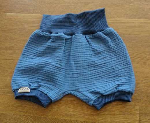 Kurze Pumphose Musselin blau