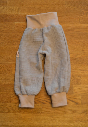Mitwachshose Musselin beige Größe 74/80