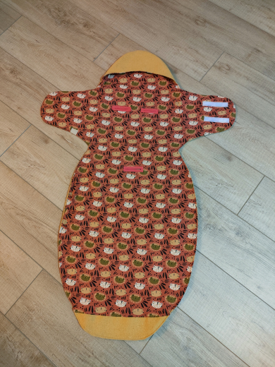 Einschlagdecke Babyschale Tiger senf
