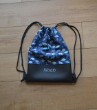 Turnbeutel /Rucksack Softshell Dino mit Name "Noah"