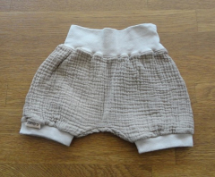 Kurze Pumphose Musselin beige