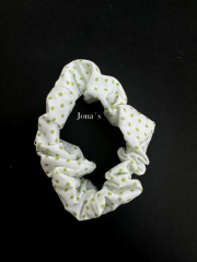 Scrunchie grüne Punkte